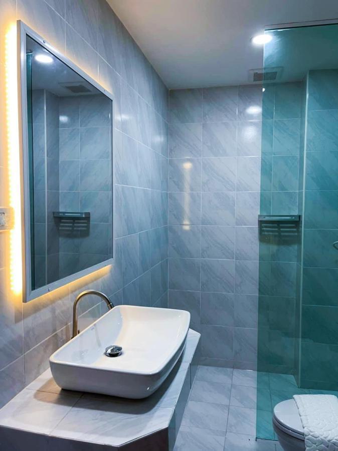 Tj Boutique Hotel Uthajthani Kültér fotó